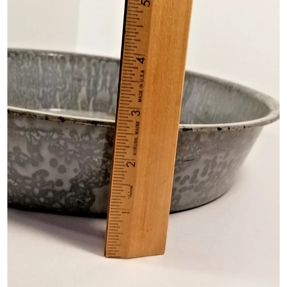 Graniteware Pan/Bowl Gray Enamelware 9